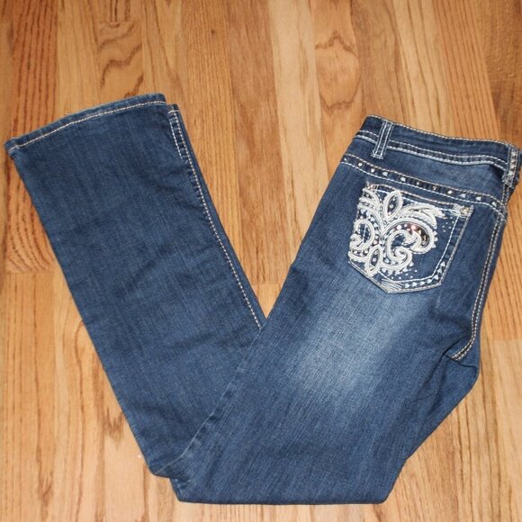 Antique Rivet Designer Jeans - Picture 12 of 14